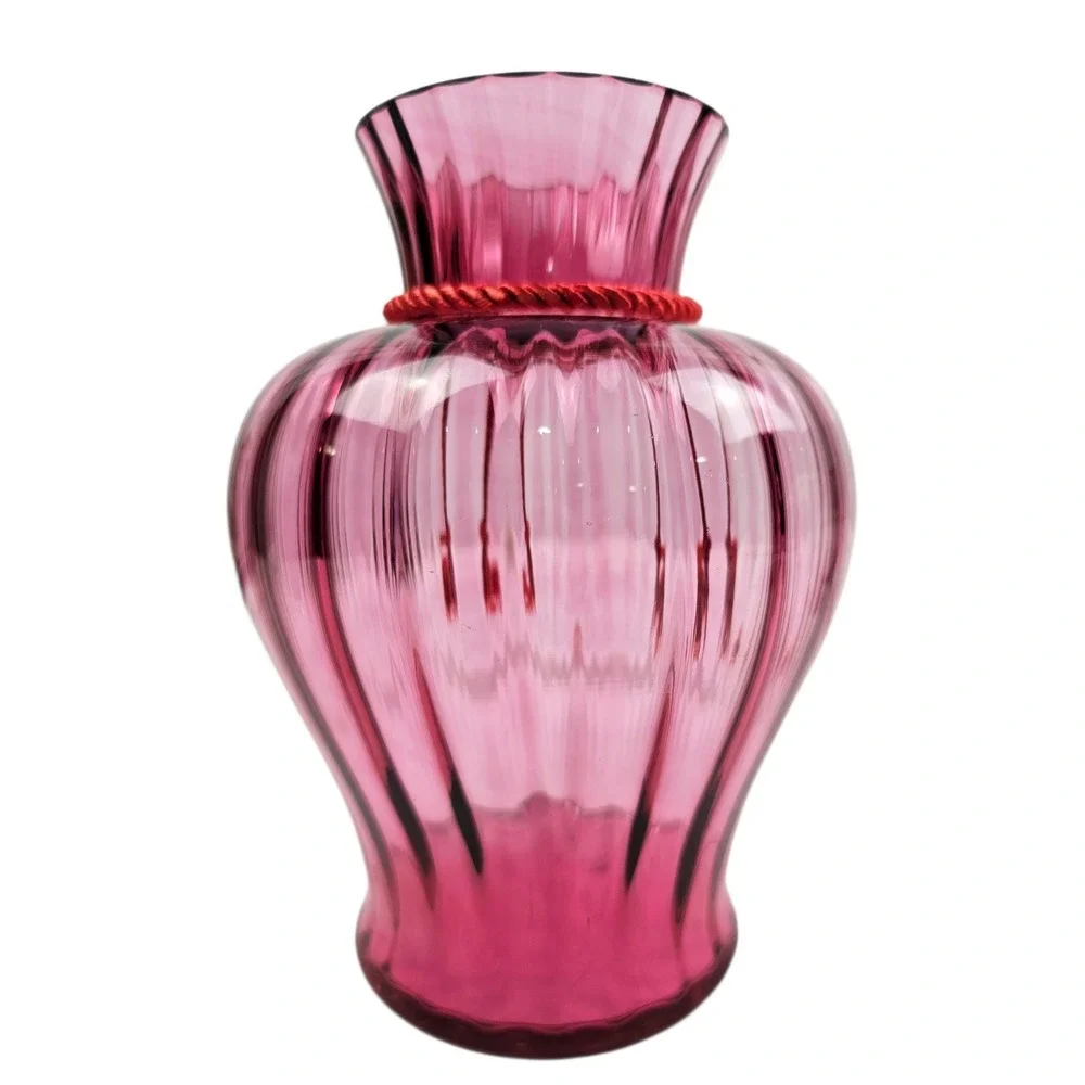 Vtg Pilgrim Art Glass Cranberry Pink Ribbed Urn Vase with Red Braid Rope Accent